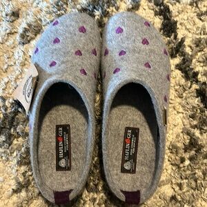 clogs great quality, have never been worn